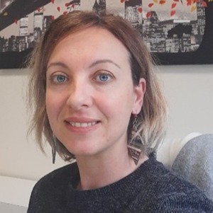 καθηγητές KEELE GREECE- Eλίνα Νιργιανάκη