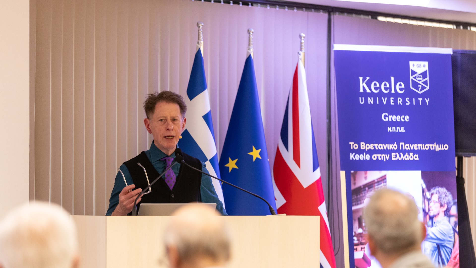 Ομιλία από τον Καθηγητή Δημιουργικής Γραφής του ΝYU Tim Tomlinson στο Keele Greece