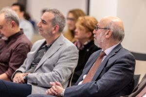 Ομιλία από τον Καθηγητή Δημιουργικής Γραφής του ΝYU Tim Tomlinson στο Keele Greece 